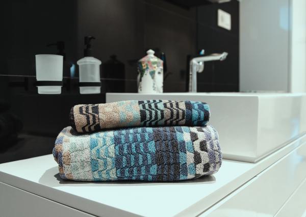 Prenájom 4izb bytu v centre Trenčína s terasou a parkovaním.