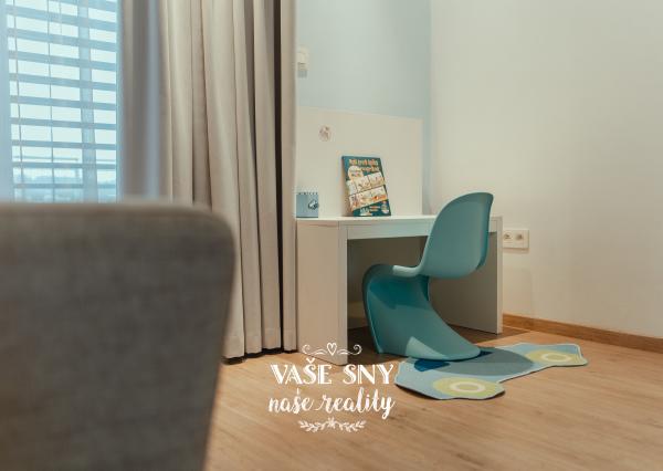 Prenájom 4izb bytu v centre Trenčína s terasou a parkovaním.