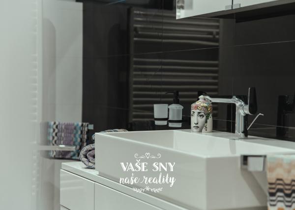 Prenájom 4izb bytu v centre Trenčína s terasou a parkovaním.