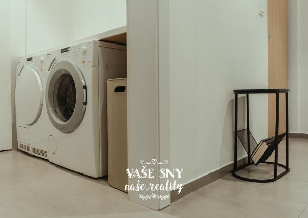 Prenájom 4izb bytu v centre Trenčína s terasou a parkovaním.