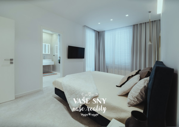 Predaj vkusnej elegancie 4izb bytu s terasou v Trenčíne.