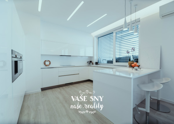 Predaj vkusnej elegancie 4izb bytu s terasou v Trenčíne.