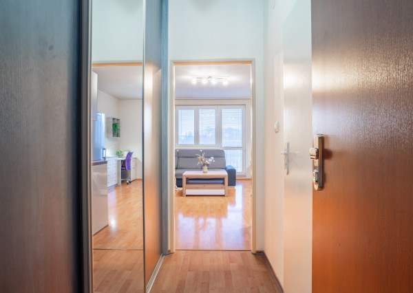 REZERVOVANÉ: Na predaj príjemná garsónka v Trenčíne