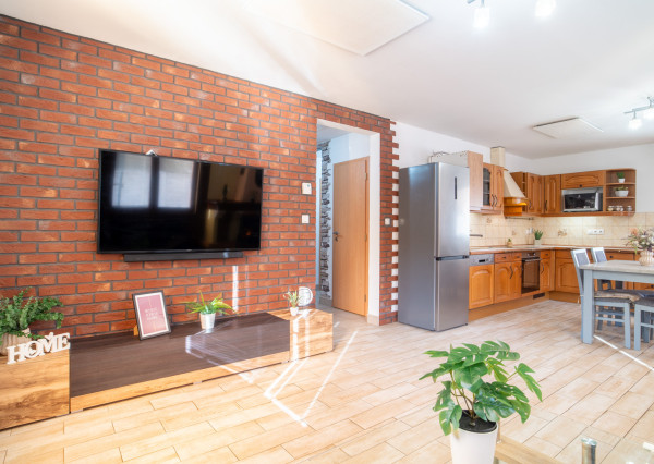 Na predaj záhradná chata vhodná na celoročné bývanie v obci Kuchyňa