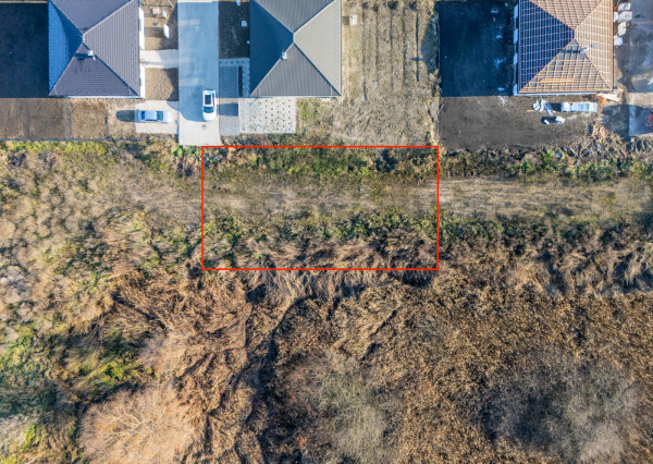 Na predaj rovinaté pozemky vhodné na výstavbu rodinných domov obci Malé Leváre