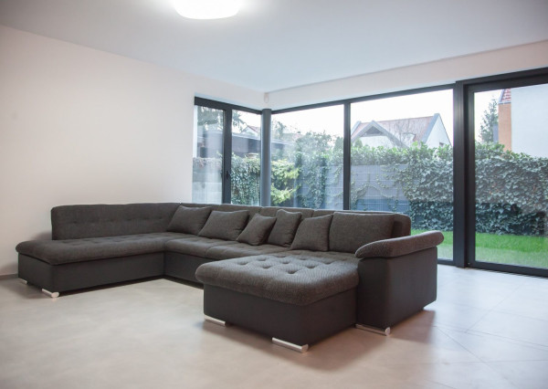 Na predaj exkluzívny 4-izbový rodinný dom priamo pod Devínom