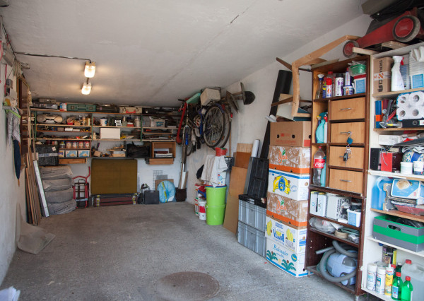 Na predaj murovaná garáž v radovej zástavbe vo Vlčom Hrdle