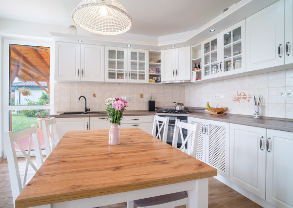 Na predaj príjemný 4-izbový rodinný dom v Lehniciach