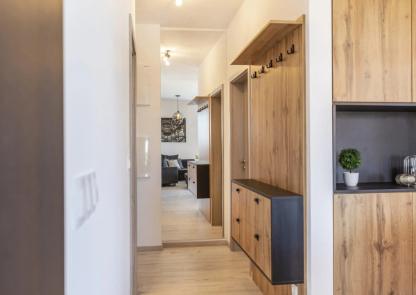 Na prenájom nadštandardne zariadený 2-izbový byt v novostavbe Slnečnice