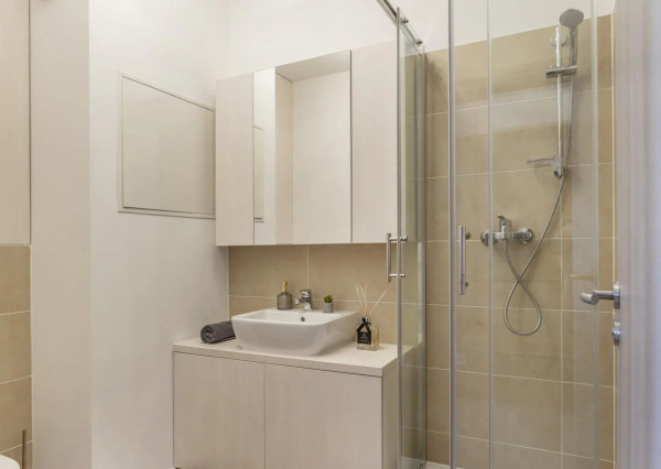 Na prenájom nadštandardne zariadený 2-izbový byt v novostavbe Slnečnice