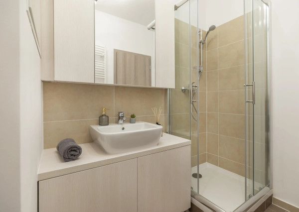 Na prenájom nadštandardne zariadený 2-izbový byt v novostavbe Slnečnice