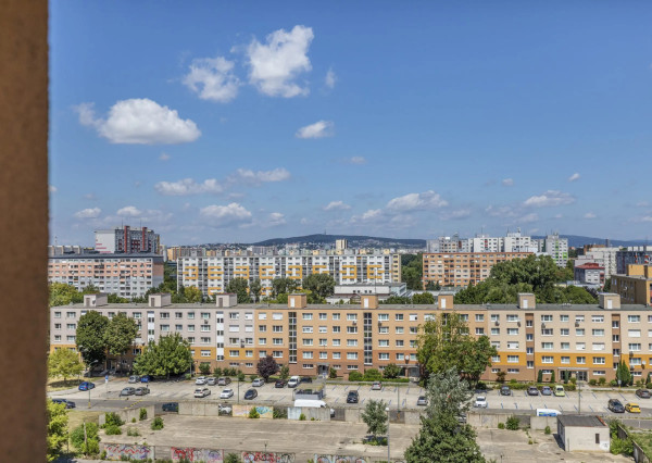 Na prenájom nadštandardne zariadený 2-izbový byt v novostavbe Slnečnice