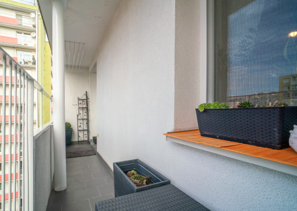 Na predaj dobre dispozične riešený 3-izbový byt vo vyhľadávanej lokalite Karlovej Vsi