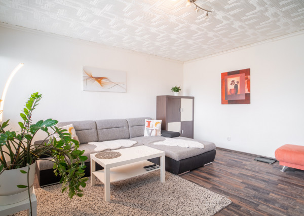 Na predaj 3-izbový byt v pokojnej lokalite Mostu pri Bratislave