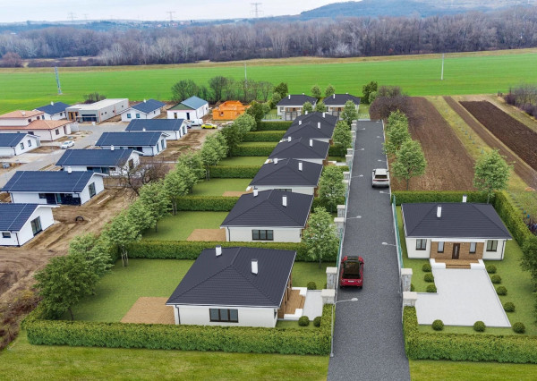 Na predaj investičný pozemok vhodný na výstavbu niekoľkých rodinných domov v obci Dolné Zelenice