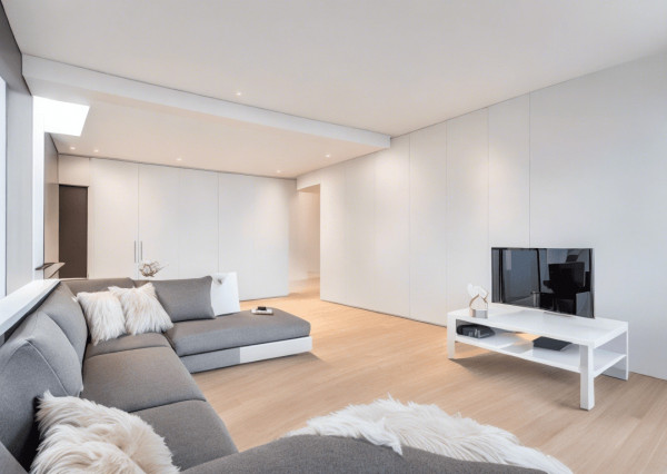 Na predaj priestranný 6-izbový rodinný dom v obci Hrnčiarovce nad Parnou