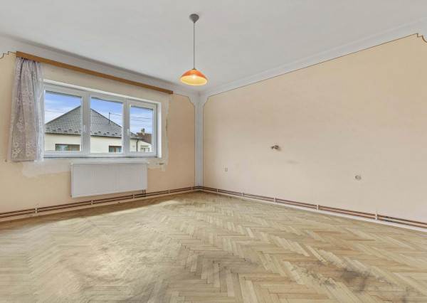 Na predaj rodinný dom za výhodnú cenu v centre Malaciek