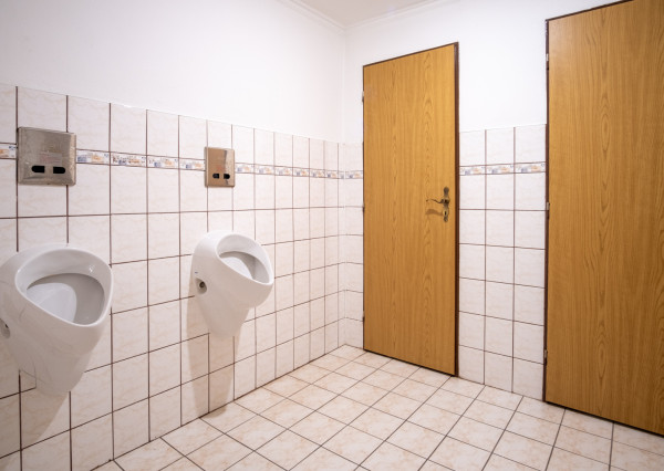 Na predaj komerčná budova v centre mesta Spišská Stará Ves so skvelým investičným potenciálom