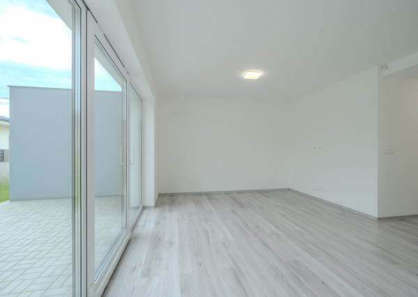 Na predaj 3-izbový byt v ŠTANDARDE so slnečnou terasou kúsok od Prešova