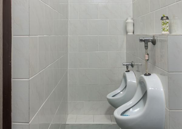 Na predaj gastroprevádzka s vonkajšou terasou v Karlovej Vsi