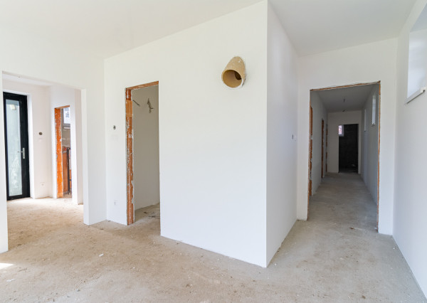 Na predaj moderný 4-izbový rodinný dom s terasou v Hrnčiarovciach nad Parnou