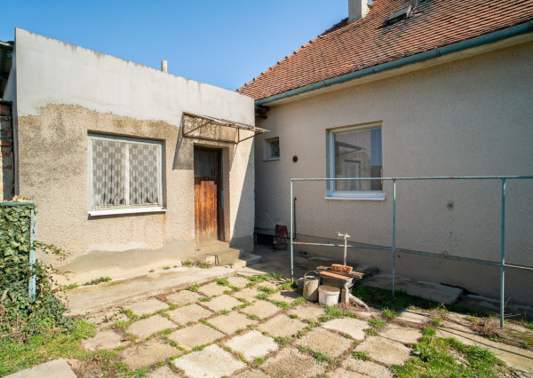 Na predaj rodinný dom v tichej uličke v obci Šurianky