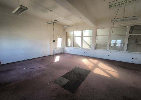 Na prenájom skladovo-výrobný priestor v Stupave