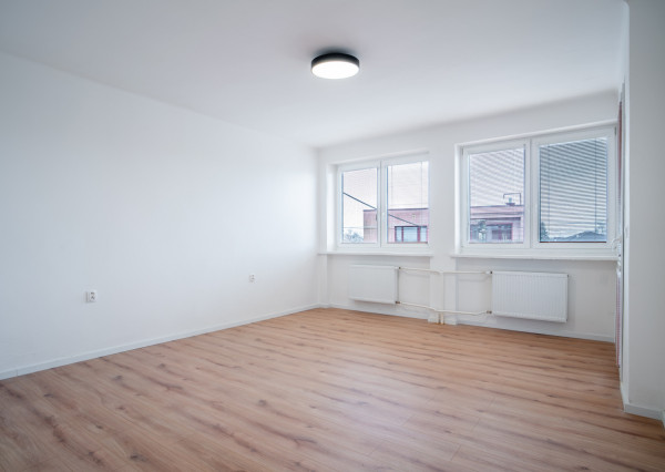 Na predaj štýlovo zrekonštruovaný dvojpodlažný rodinný dom za výhodnú cenu v obci Veľká Mača