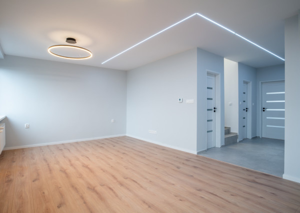 Na predaj štýlovo zrekonštruovaný dvojpodlažný rodinný dom za výhodnú cenu v obci Veľká Mača