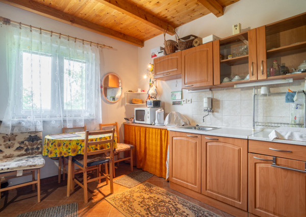 Na predaj rekreačný pozemok so záhradnou chatou v Stupave