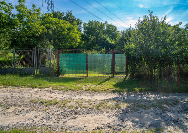 Na predaj rekreačný pozemok so záhradnou chatou v Stupave