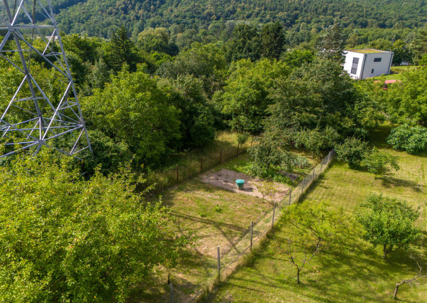 Na predaj rekreačný pozemok so záhradnou chatou v Stupave