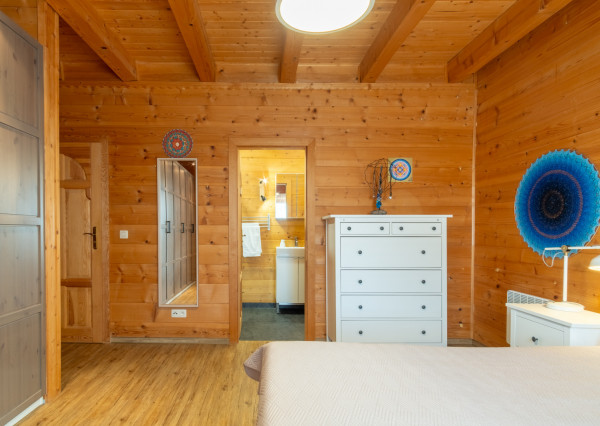 Na predaj jedinečné rodinné sídlo s kúpacím jazierkom a výhľadom na Vysoké Tatry