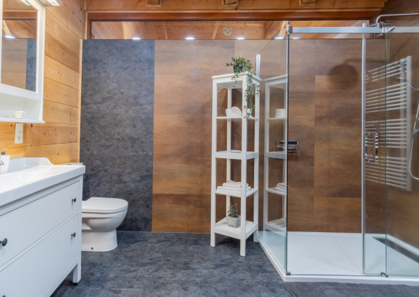 Na predaj jedinečné rodinné sídlo s kúpacím jazierkom a výhľadom na Vysoké Tatry