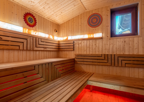 Na predaj jedinečné rodinné sídlo s kúpacím jazierkom a výhľadom na Vysoké Tatry