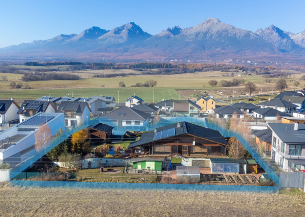 Na predaj jedinečné rodinné sídlo s kúpacím jazierkom a výhľadom na Vysoké Tatry