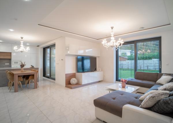 Na predaj exkluzívny 5-izbový rodinný dom v obľúbenej lokalite Trnavy