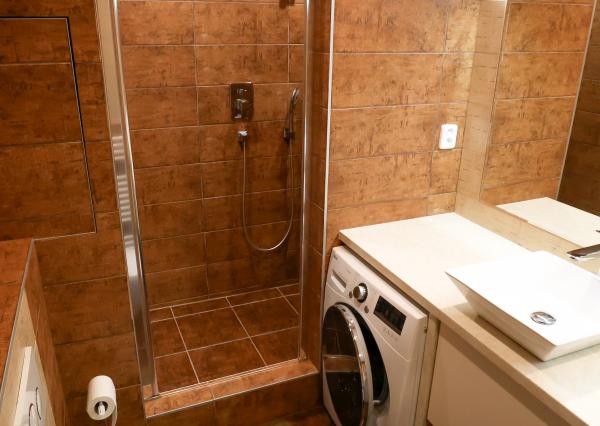 Na prenájom 3-izbový byt vo vyhľadávanej lokalite Sihoť II v Trenčíne