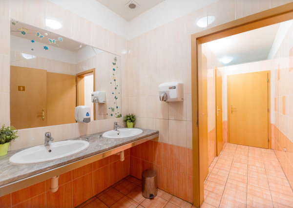 Na predaj rekreačný rezort v chránenej oblasti Bielych Karpát