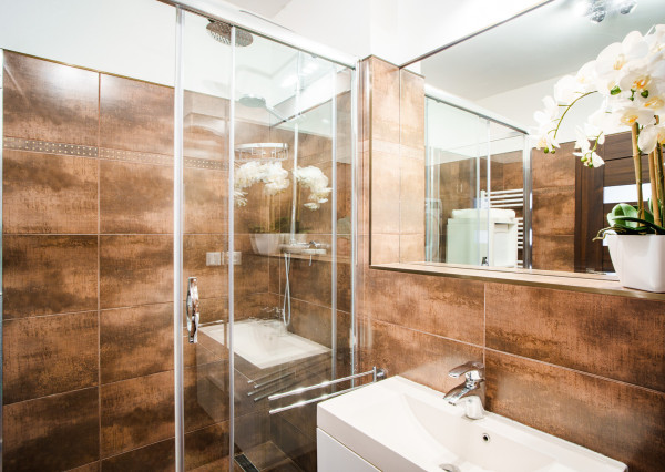 REZERVOVANÉ: Na predaj kompletne zariadený 2-izbový byt v centre Banskej Bystrice