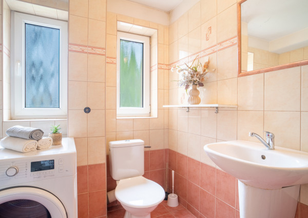 Na prenájom pekný 2-izbový byt v obci Lozorno