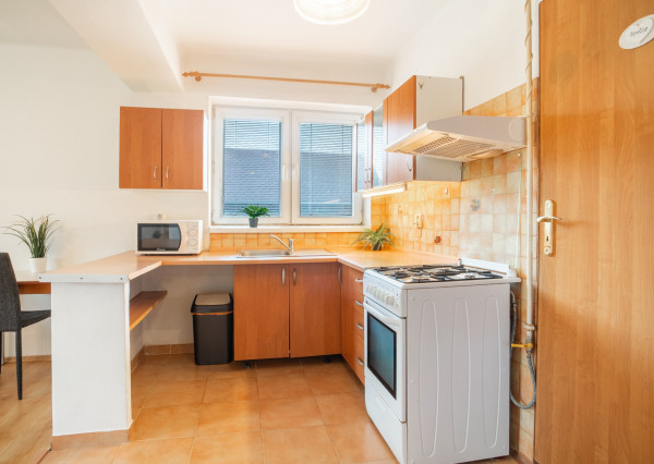 Na prenájom pekný 2-izbový byt v obci Lozorno