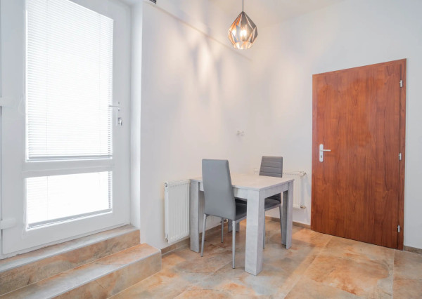 Na prenájom kancelársky priestor na Zámockej ulici priamo pod Bratislavským hradom