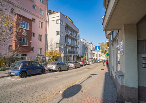 Na prenájom kancelársky priestor na Zámockej ulici priamo pod Bratislavským hradom