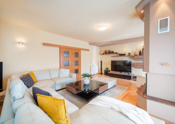 REZERVOVANÉ: Na predaj 4-izbový rodinný dom neďaleko centra Malaciek