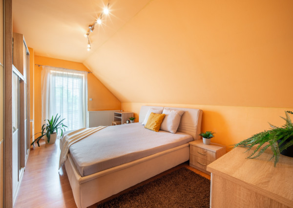 REZERVOVANÉ: Na predaj 4-izbový rodinný dom neďaleko centra Malaciek