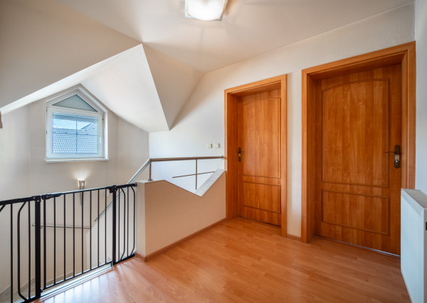 REZERVOVANÉ: Na predaj 4-izbový rodinný dom neďaleko centra Malaciek