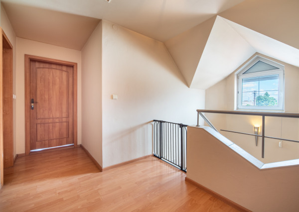 REZERVOVANÉ: Na predaj 4-izbový rodinný dom neďaleko centra Malaciek