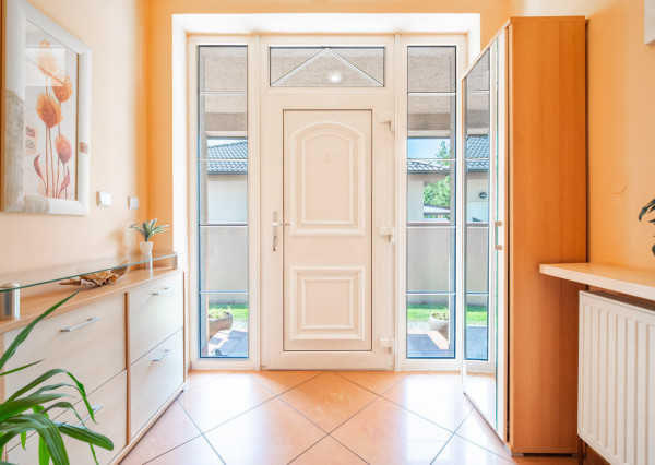 REZERVOVANÉ: Na predaj 4-izbový rodinný dom neďaleko centra Malaciek