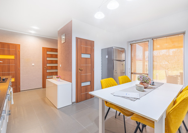 REZERVOVANÉ: Na predaj 5-izbový rodinný dom s garážou v Trnave – časť Tulipán